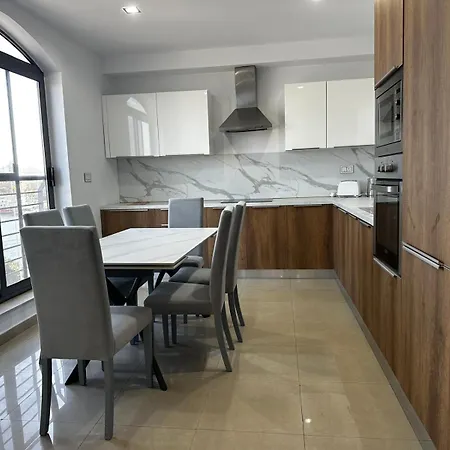Apartment Shorebridge By Lvh Gzira