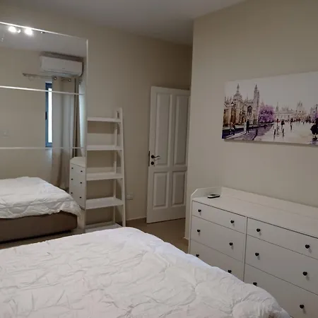 Shorebridge By Lvh Apartment